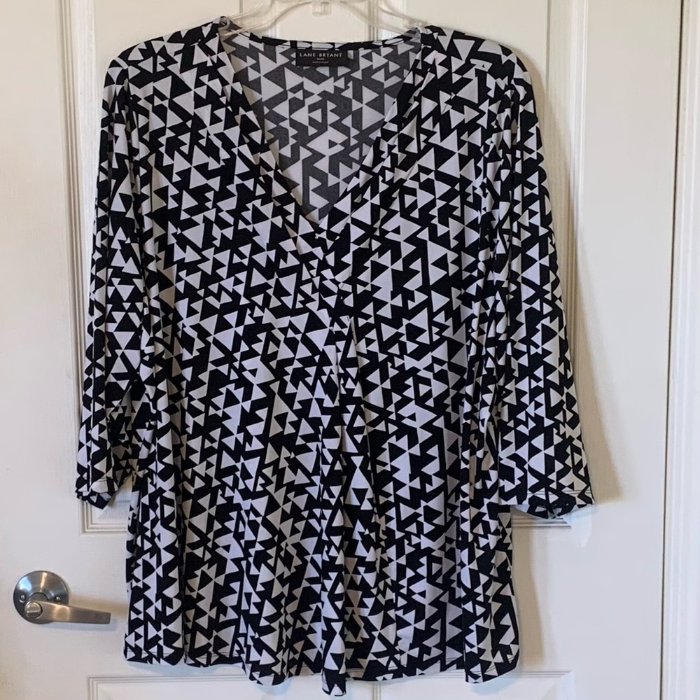 Swing 3/4 Sleeve Pleat-Front Top